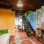 El Llosin Country house