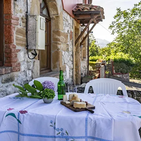 El Llosin منزل ريفي *