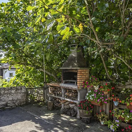 El Llosin منزل ريفي *